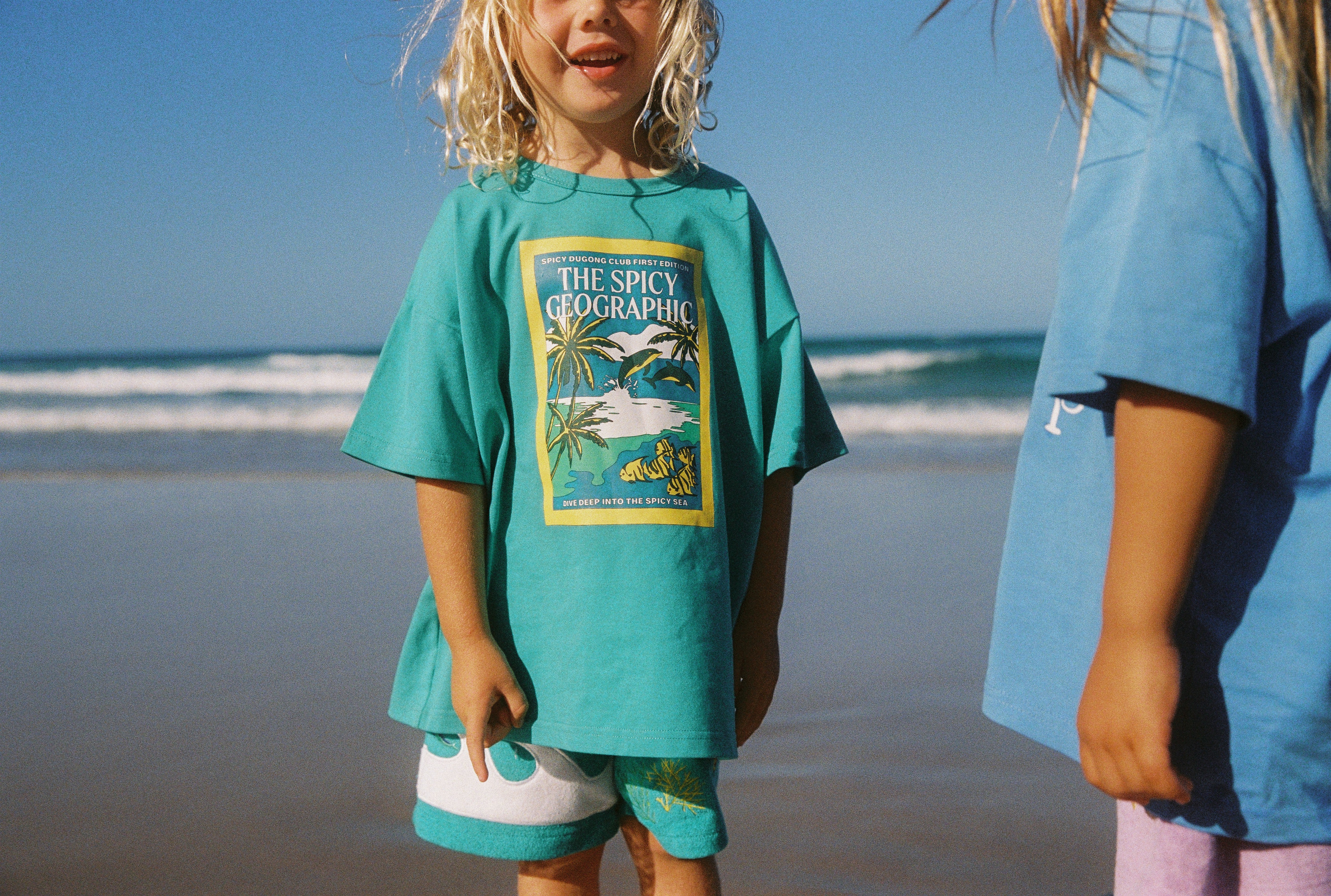 KIDS SPICY GEO TEE IN AQUA