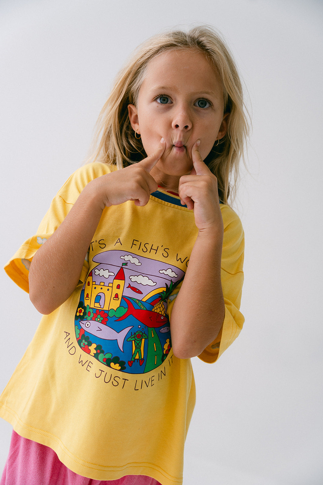 FISH WORLD TEE - YELLOW