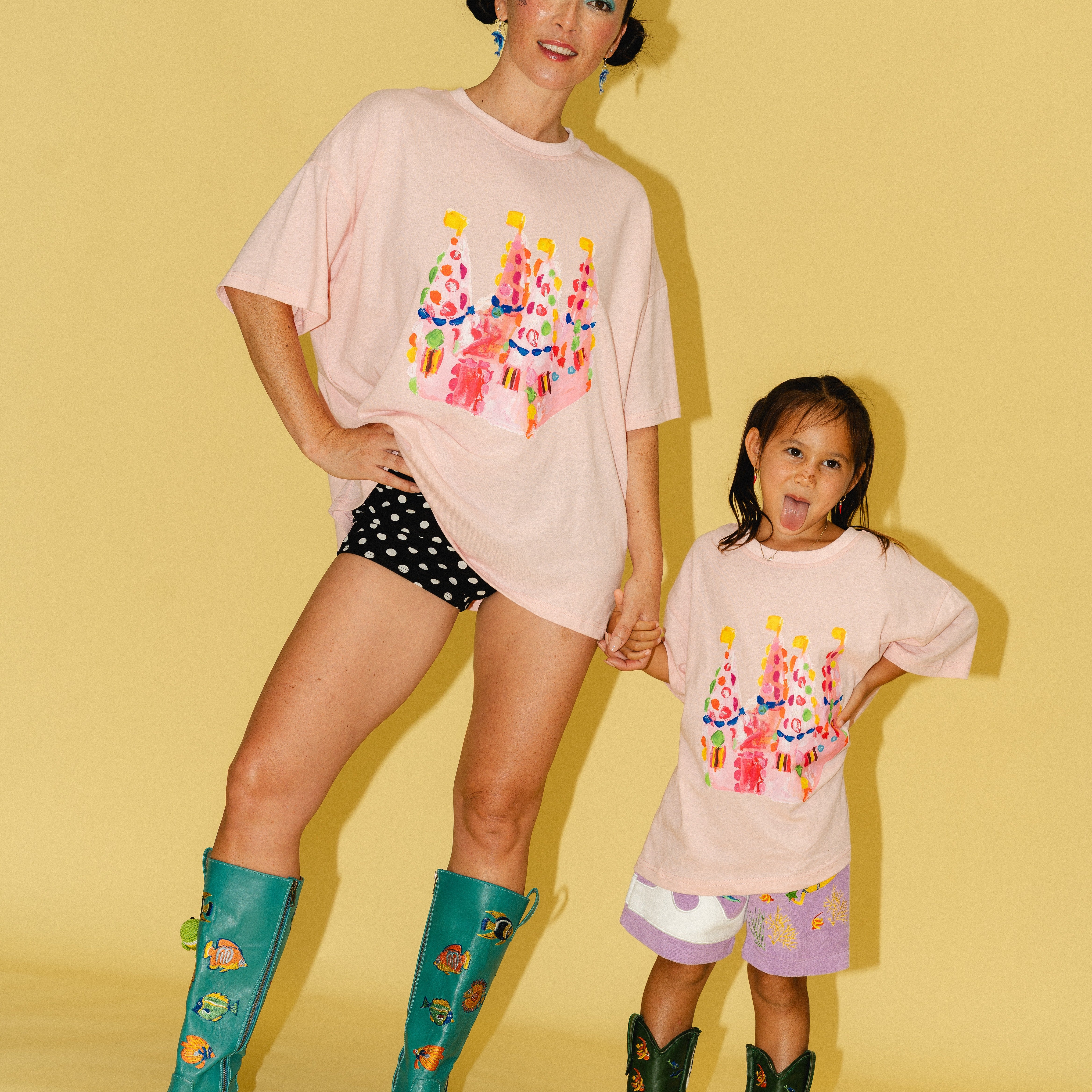 KIDS CASTLE CAKE TEE IN HEMP